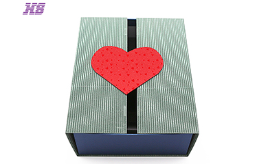 廠家定制禮品高檔手工盒、磁鐵翻蓋設(shè)計